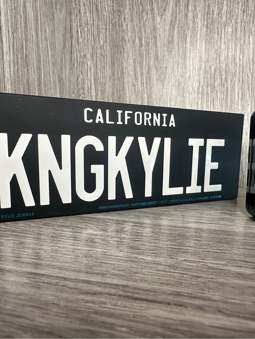 Kylie Cosmetics King Kylie Eyeshadow Palette ** limited edition